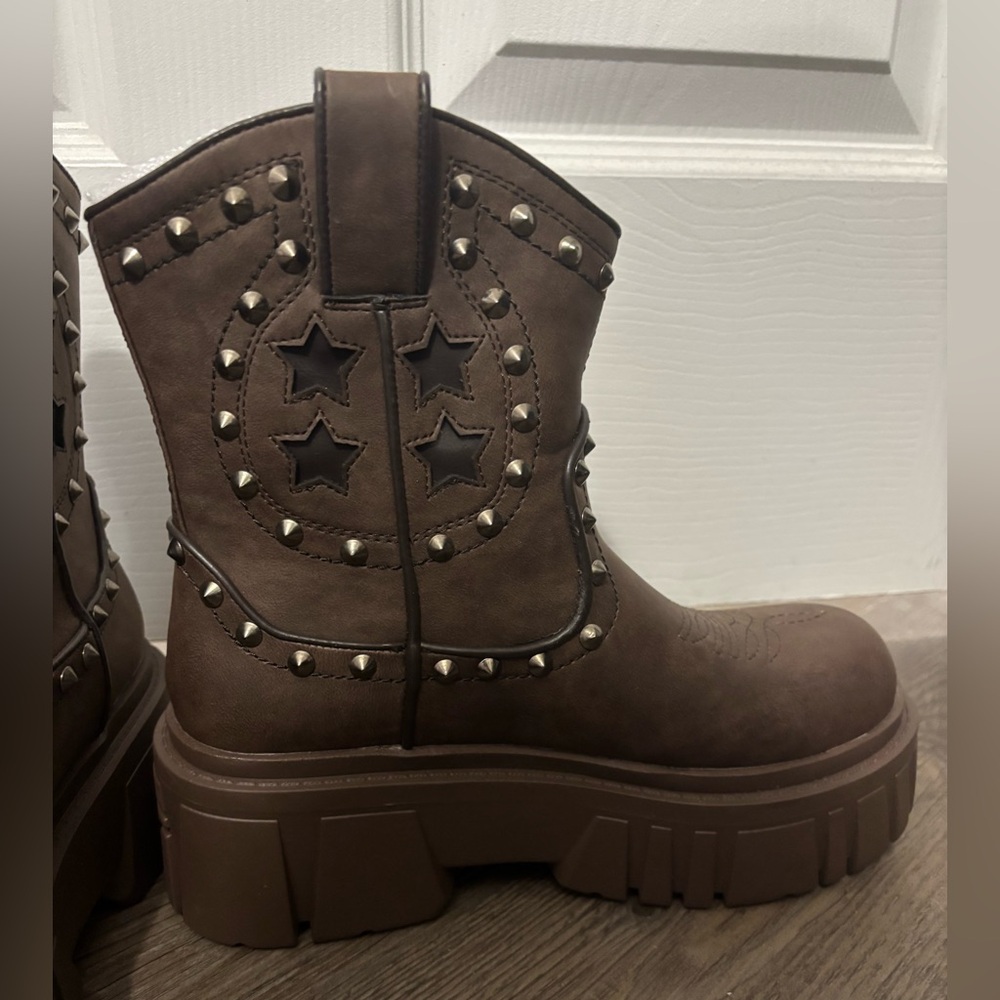 NWOB Dolls Kill / Current Mood Brown Town Ain’t Big Enough Cowboy Boots - Picture 3 of 6